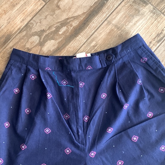 Nancy Haley in good condition, navy blue with diamond pattern shorts. - Picture 2 of 4